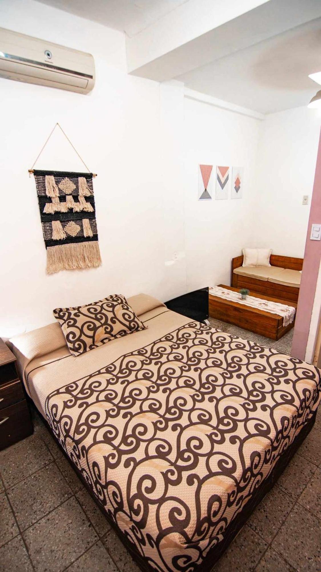 Capital Hostel (Adults Only) San Juan Extérieur photo